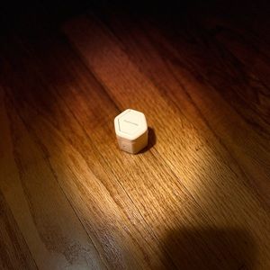 Keep Your Cadence Capsule! Petal color! Holds .56 oz